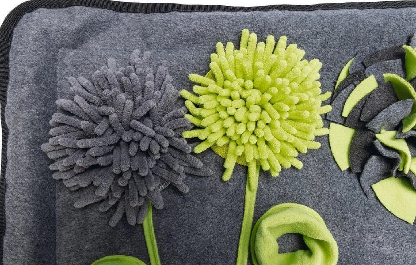 Beeztees snuffelmat Flora 70 x 45 x 7 cm