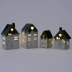 Intratuin beeld Aime huisje met LED wit / groen 10 x 7,5 x 16 cm