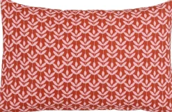 Mica Decorations sierkussen Fien rood / roze 55 x 35 cm