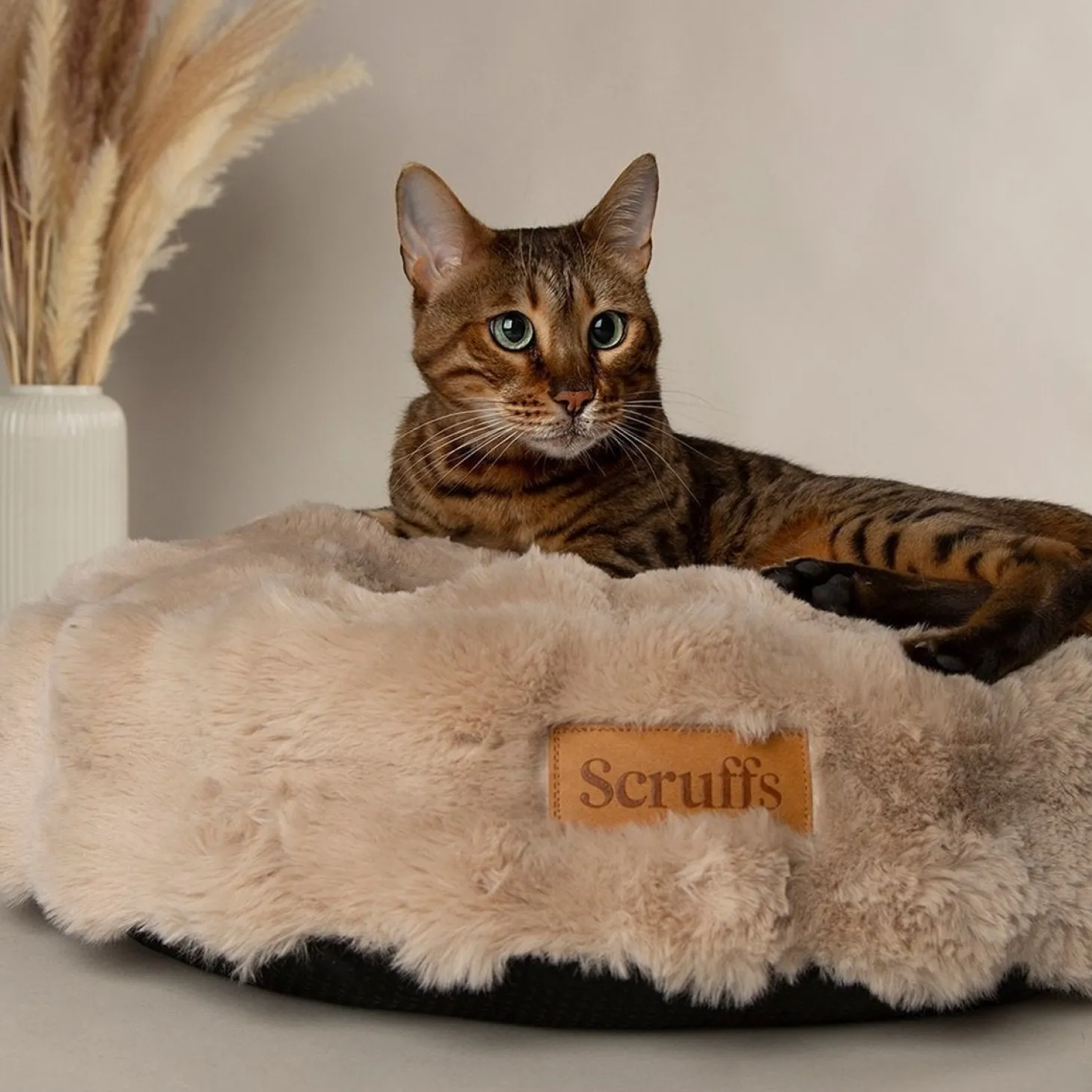 Scruffs kattenmand Alpine goud D 50 H 18 cm